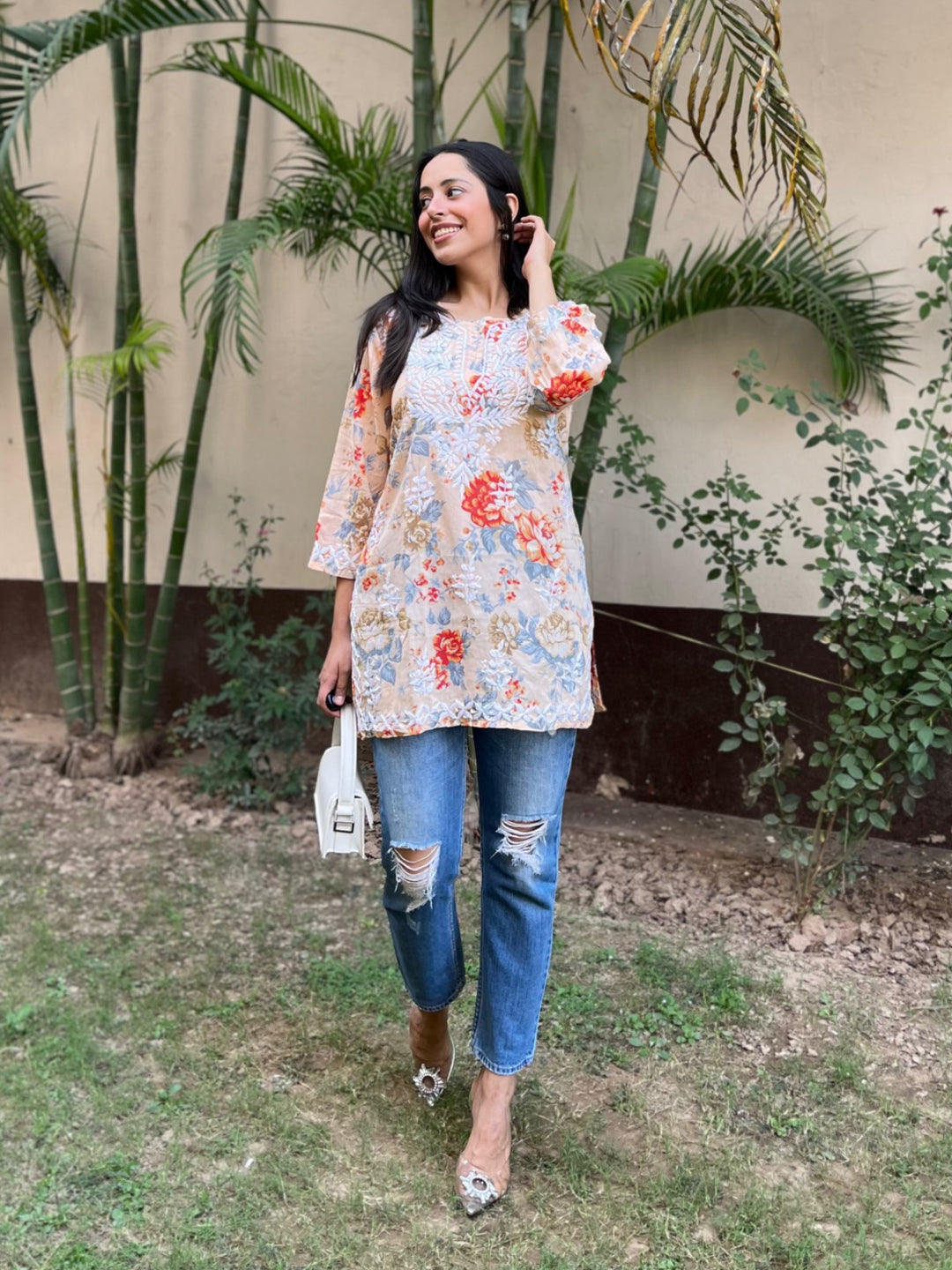 Riba Mulmul Short Chikankari Kurta