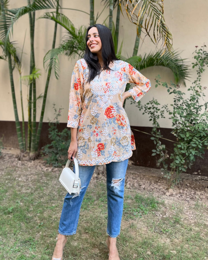 Riba Mulmul Short Chikankari Kurta