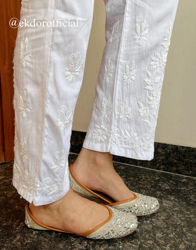 Afia Lucknowi Chikankari Handmade and hand-embroidered super comfortable  georgette fabric white color straight kurti